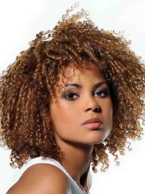 Medium Curly Hairstyles For Women