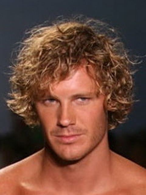 Medium Curly Hairstyles For Men