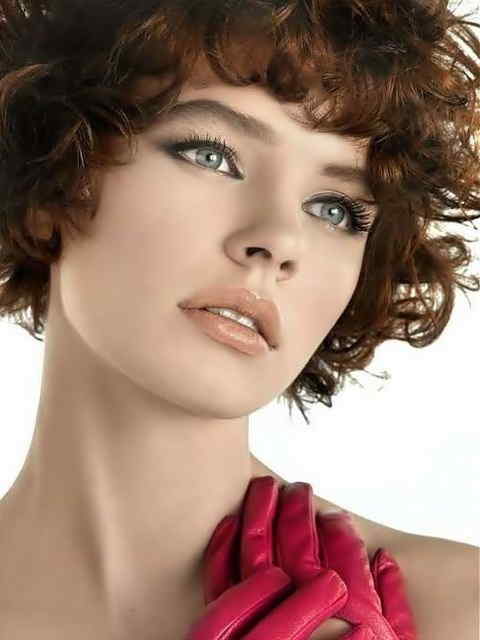 Short Curly Hairstyles For Women