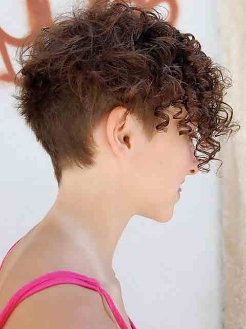 Short Curly Hairstyles For Women